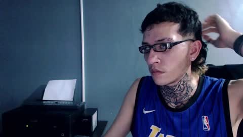 Snapshot of johnsonisaac94_ chatting on December 4, 5:21 am johnsonisaac94  online show from December 4, 5:21 am