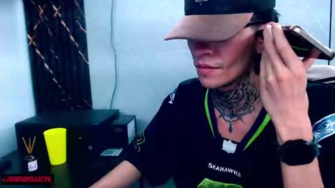 Snapshot of johnsonisaac94_ chatting on February 27, 4:57 am johnsonisaac94  online show from February 27, 4:57 am