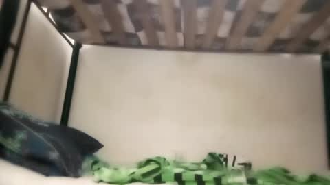 Snapshot of johnsonisaac94_ chatting on February 11, 5:26 am johnsonisaac94  online show from February 11, 5:26 am