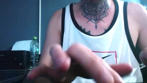 Snapshot of johnsonisaac94_ chatting on December 6, 4:52 am johnsonisaac94  online show from December 6, 4:52 am