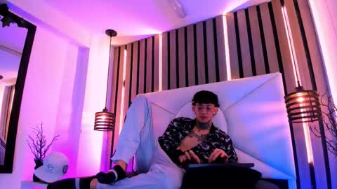 Snapshot of johnsonisaac94_ chatting on September 17, 1:31 am johnsonisaac94  online show from September 17, 1:31 am