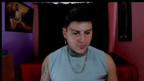 Johny online show from November 22, 6:17 pm