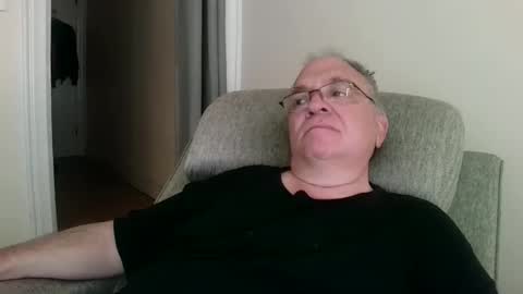 joker5339 online show from April 17, 10:01 pm