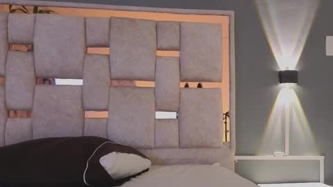 Snapshot of jolie_lov chatting on September 10, 3:46 pm jolie_lov online show from September 10, 3:46 pm