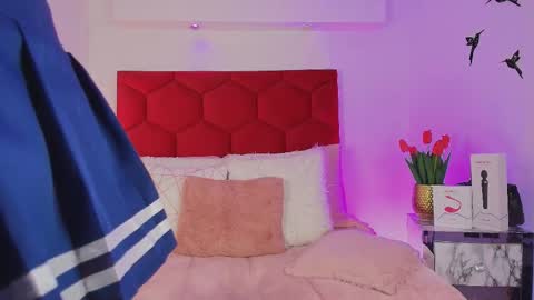 Snapshot of jonas_hiill chatting on September 14, 2:18 pm Jonas  online show from September 14, 2:18 pm