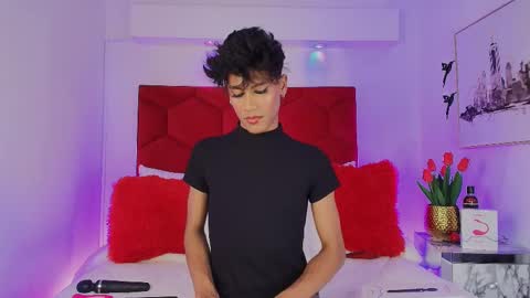 Snapshot of jonas_hiill chatting on October 2, 1:32 pm Jonas  online show from October 2, 1:32 pm