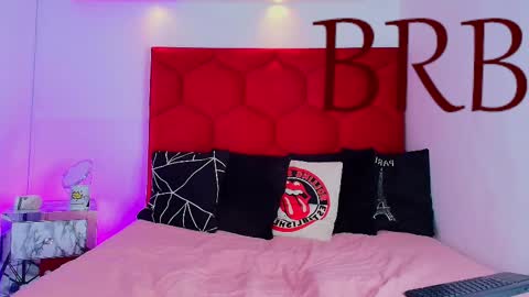 Snapshot of jonas_hiill chatting on February 27, 4:10 pm Jonas  online show from February 27, 4:10 pm