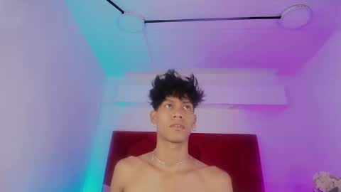 Snapshot of jonas_hiill chatting on September 9, 1:00 pm Jonas  online show from September 9, 1:00 pm