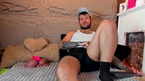 Jonathan RiversNew online show from June 22, 9:44 pm