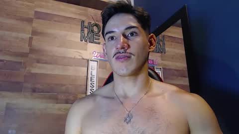 jonathancast08 online show from November 5, 5:37 pm