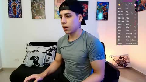 Instagram jonathanfit14 online show from May 22, 8:26 pm