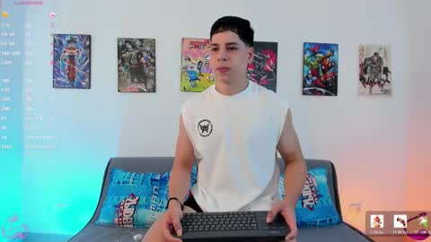 Instagram jonathanfit14 online show from February 18, 8:52 pm