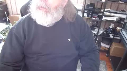 joncpics online show from March 3, 6:26 pm