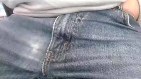 joncpics online show from January 12, 6:15 pm