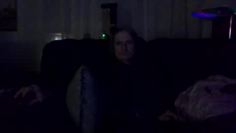 Jonelvis123456 online show from March 3, 1:45 pm