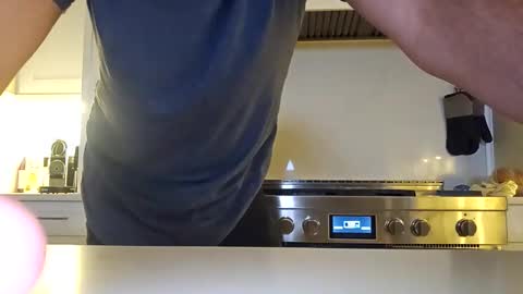 jonesy420xoo online show from February 18, 3:31 am