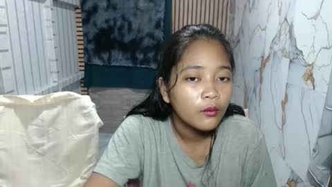 jonna2568 online show from December 5, 6:27 pm