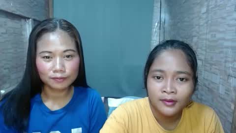 jonna2568 online show from November 2, 2:06 pm