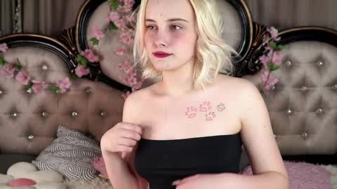 Alice online show from March 31, 11:21 am