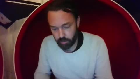 Snapshot of jonnyb9876 chatting on October 23, 12:45 am jonnyb9876 online show from October 23, 12:45 am