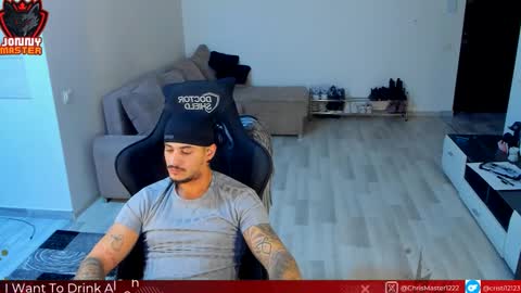 Snapshot of jonnyporn1 chatting on October 18, 7:01 am jonnyporn1 online show from October 18, 7:01 am