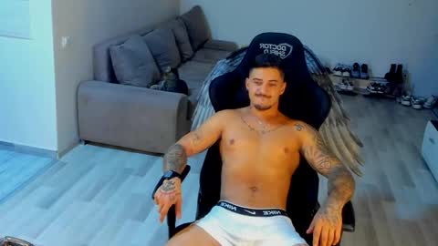 Snapshot of jonnyporn1 chatting on October 6, 10:05 pm jonnyporn1 online show from October 6, 10:05 pm