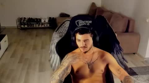 jonnyporn1 online show from December 20, 5:25 am