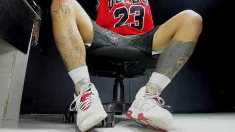 Snapshot of jordan33blake chatting on February 11, 12:25 pm jordan33blake online show from February 11, 12:25 pm