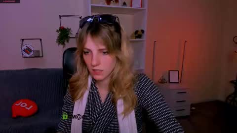 Snapshot of jose_fairy chatting on October 6, 7:31 pm jose_fairy online show from October 6, 7:31 pm