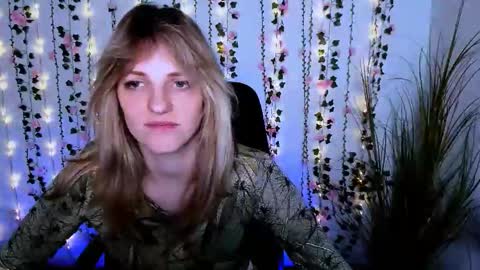 Snapshot of jose_fairy chatting on September 12, 7:27 pm jose_fairy online show from September 12, 7:27 pm