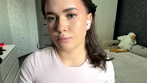 Eli online show from April 8, 11:13 am