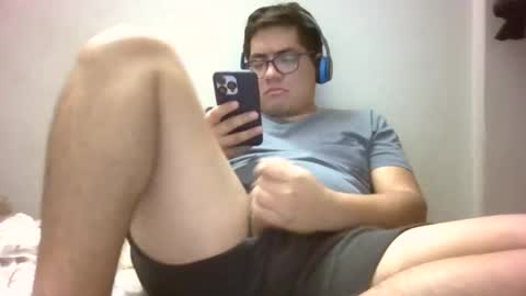 TwinkJoselinoHot online show from December 4, 7:11 am