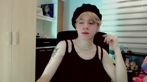 joseon_cute online show from April 26, 1:36 am