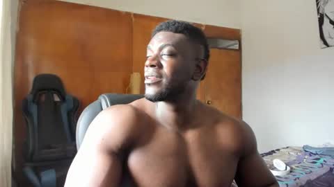 MR OAK online show from March 3, 6:37 pm