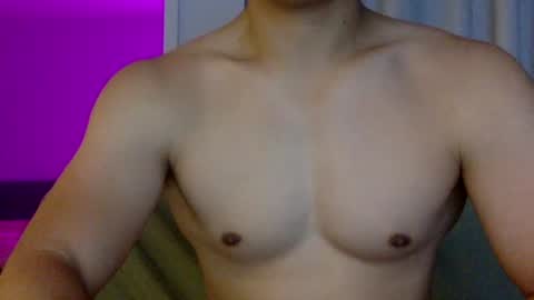 joshasian0713 online show from October 22, 11:12 am