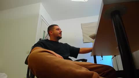 Snapshot of joshknights chatting on October 4, 5:38 am JoshKnight online show from October 4, 5:38 am