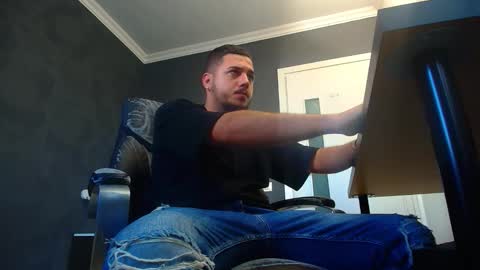 Snapshot of joshknights chatting on September 19, 5:33 am JoshKnight online show from September 19, 5:33 am