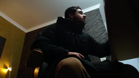 JoshKnight online show from November 18, 5:54 am