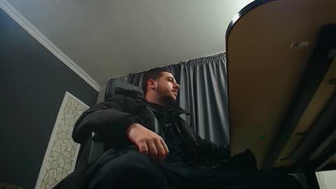 JoshKnight online show from October 21, 5:01 am