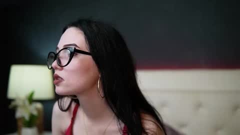  Josie  online show from December 19, 6:25 pm