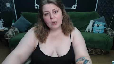 josiesun771 online show from April 11, 9:13 am