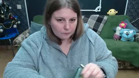 josiesun771 online show from February 9, 7:30 pm