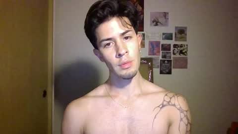 Snapshot of jotarojas1 chatting on January 5, 7:17 am jotarojas1 online show from January 5, 7:17 am