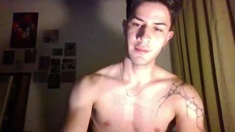 Snapshot of jotarojas1 chatting on January 13, 5:44 am jotarojas1 online show from January 13, 5:44 am