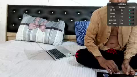 joyryder609 online show from May 15, 10:23 am