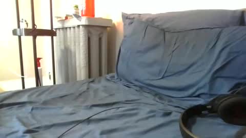 Snapshot of jtastr0_ chatting on February 8, 5:18 pm jtastr0_ online show from February 8, 5:18 pm