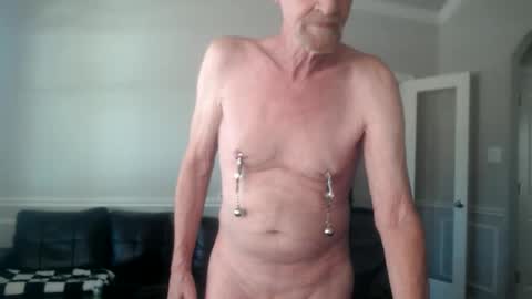 jtull52 online show from March 12, 7:50 pm