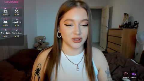 Julia and Julia online show from March 12, 2:23 pm