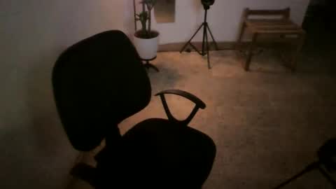 juan235665 online show from June 1, 4:25 am