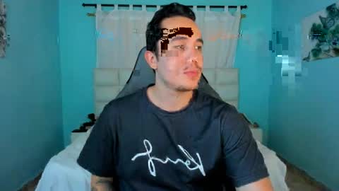 Juan online show from April 4, 9:33 pm